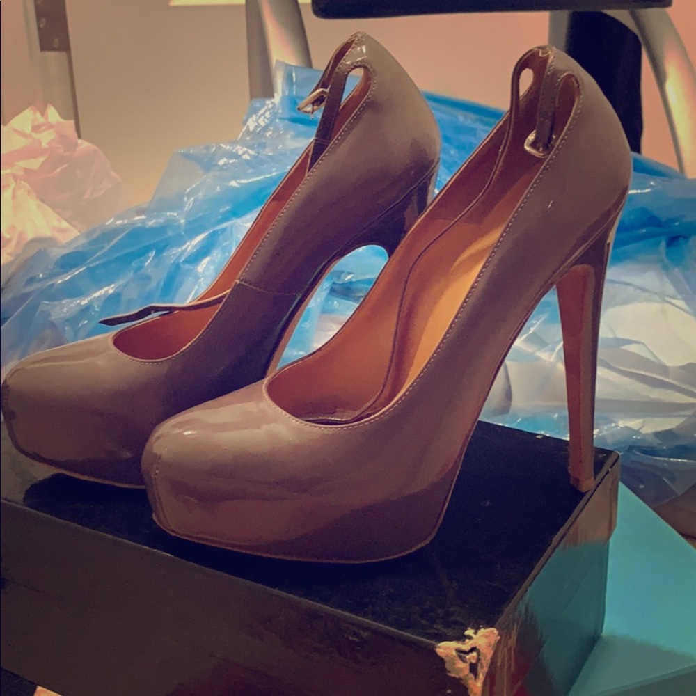 Brian Atwood Maniac Pump